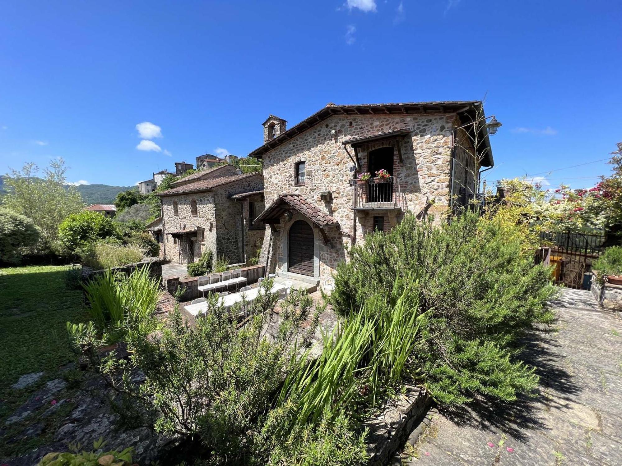 Podere Beatrice 20 Pax By Villasretreats Bardine di San Terenzo Exterior photo