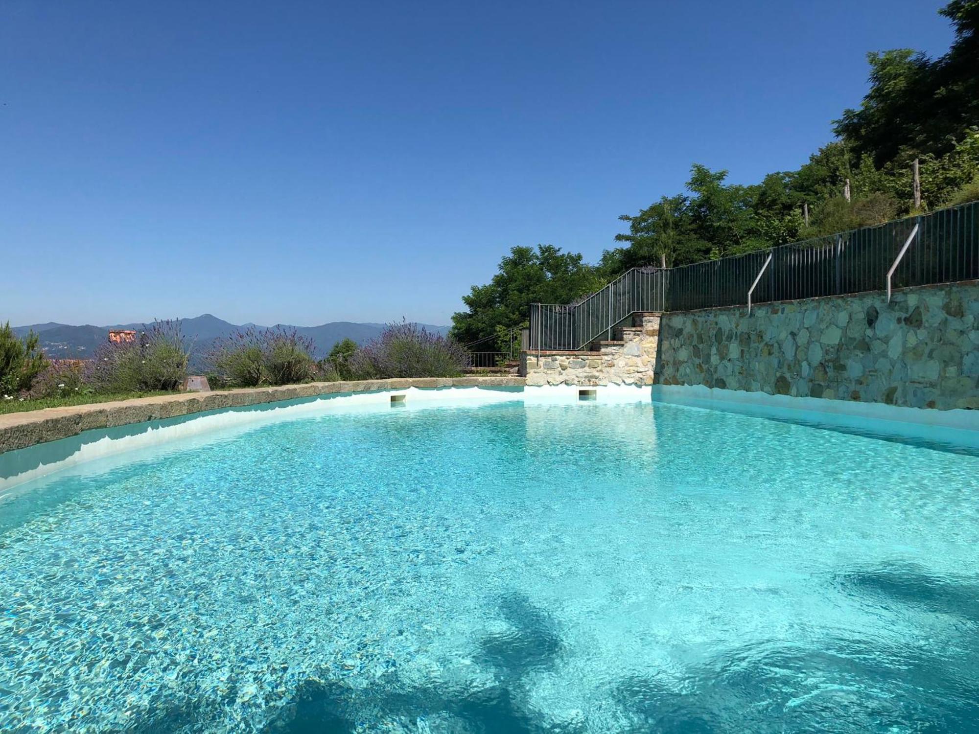 Podere Beatrice 20 Pax By Villasretreats Bardine di San Terenzo Exterior photo