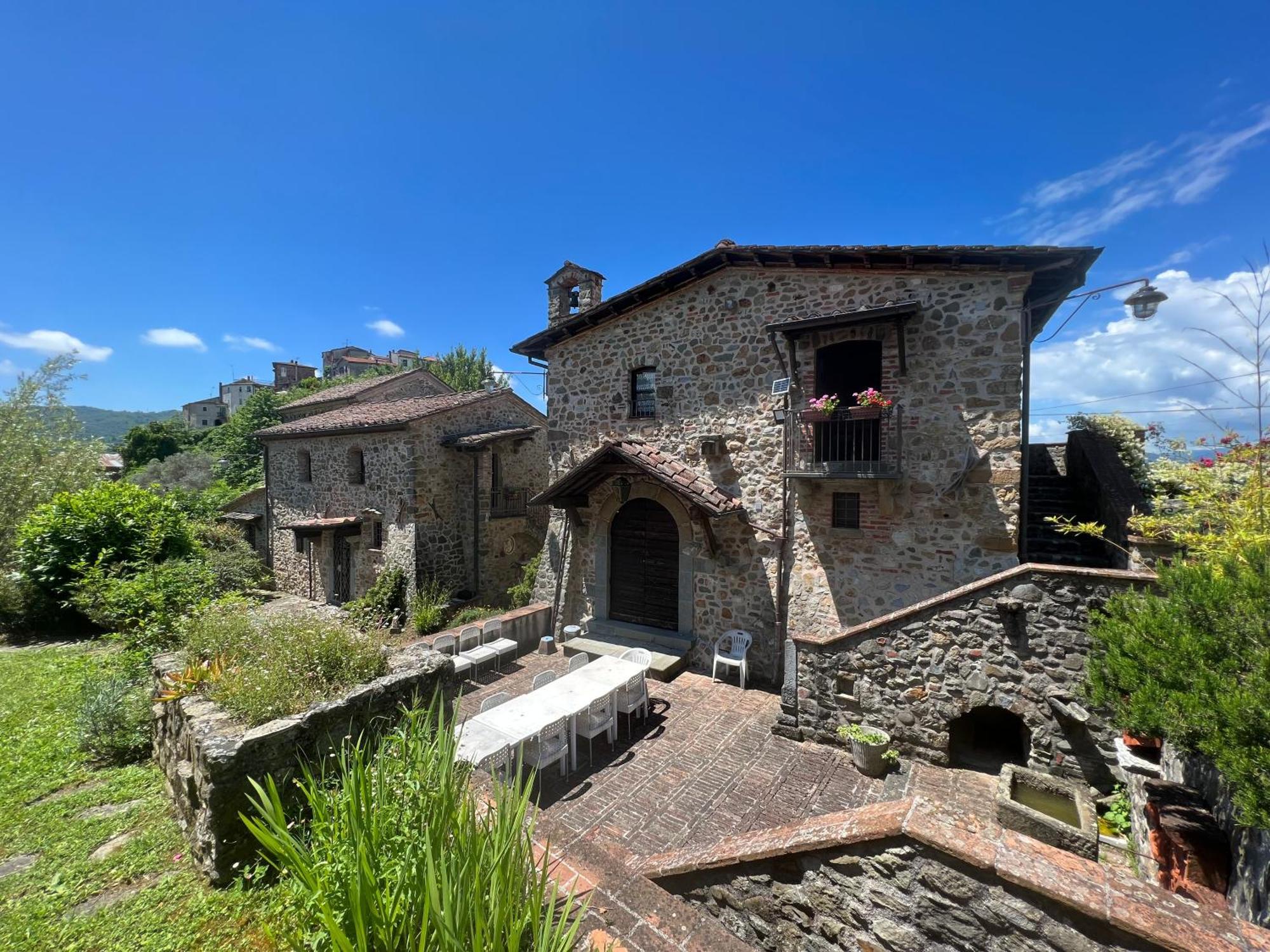 Podere Beatrice 20 Pax By Villasretreats Bardine di San Terenzo Exterior photo